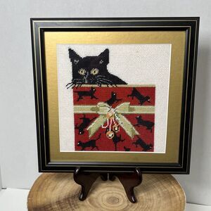 Vintage Christmas Cat In Gift Box W/ Cats On It Framed Cross Stitch 10”x10”